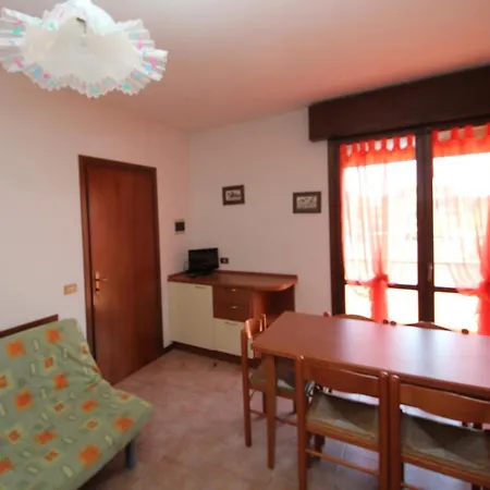 Holiday home Gloria E01